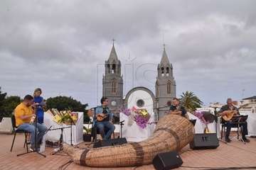 Viva Canarias graba su primer programa en Telde (Foto Francisco Javier Santana)